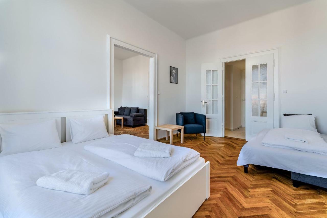Avantguard Apartment Prag